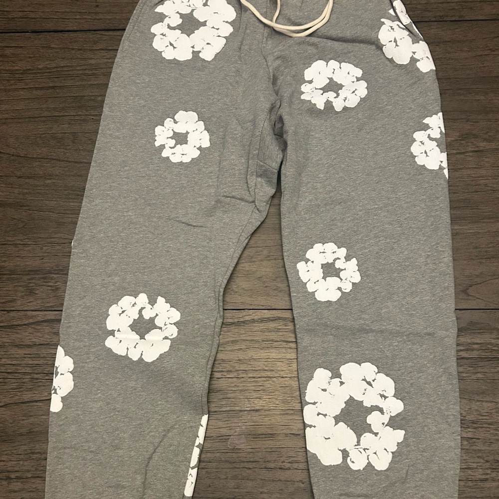 Gray Floral Print Jogger Sweatpants - Unbranded